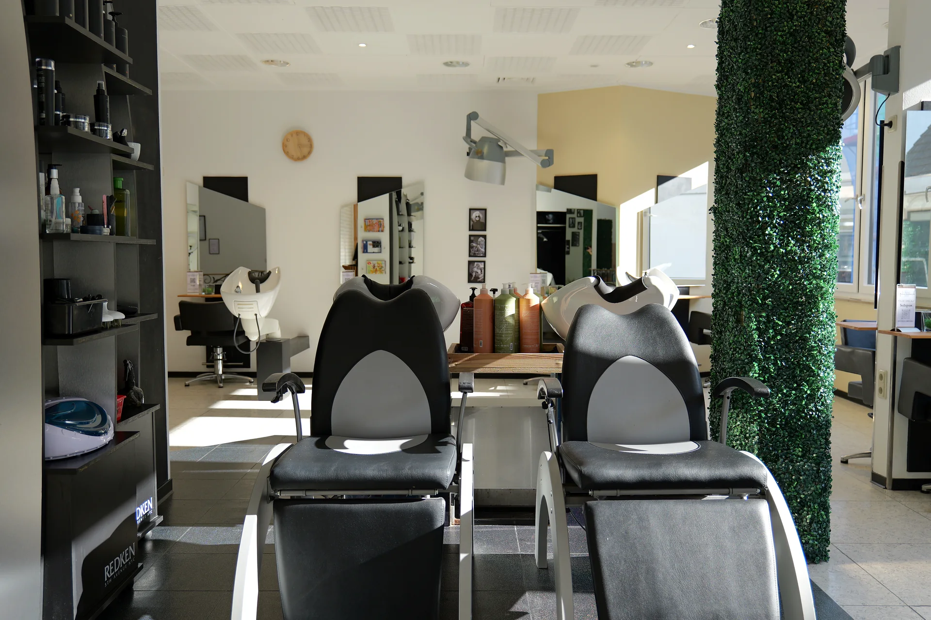 Waschplätze im Salon